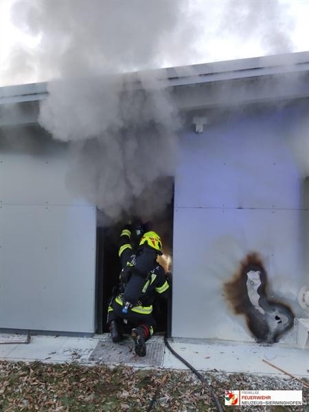 Brand einer Gartenhütte